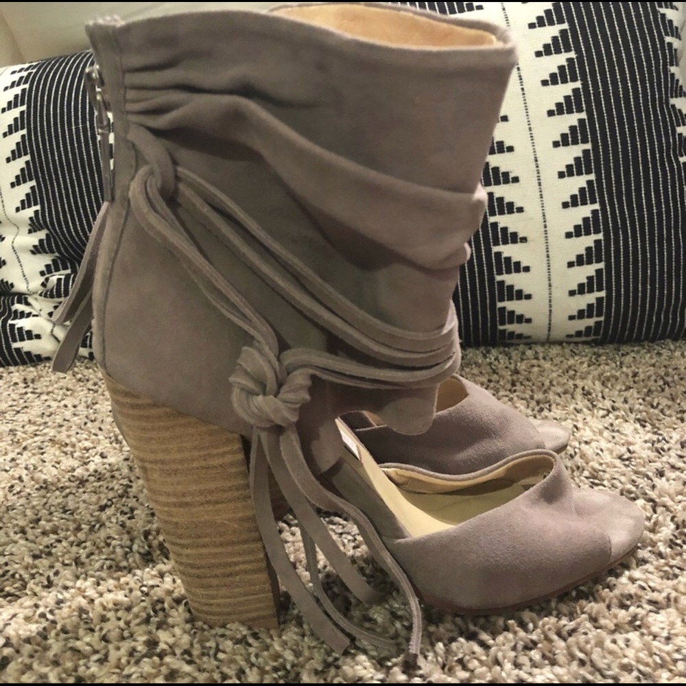 Chinese Laundry Shoe